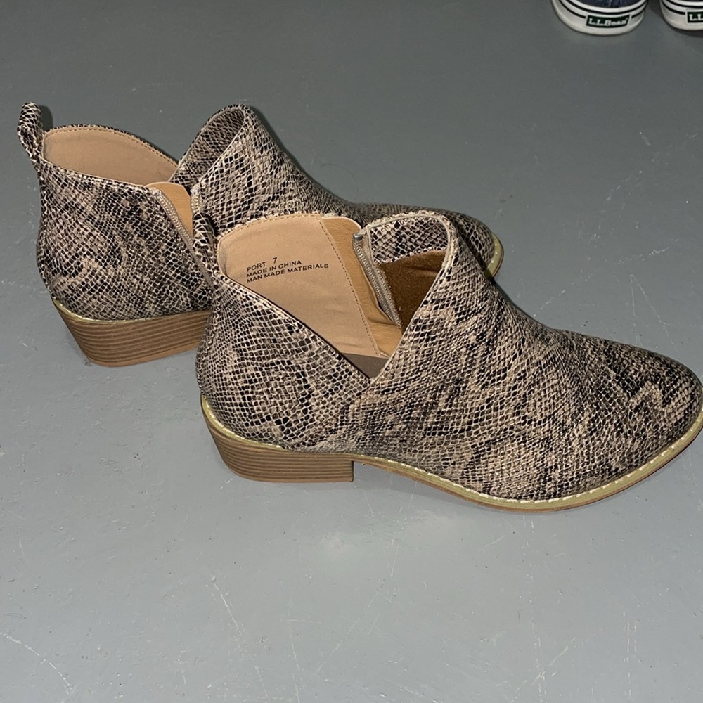 BOUTIQUE BY CORKYS snake skin ankle boot
